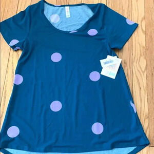 ❤️ 2 for $20 ❤️ NWT! Women’s Lularoe Classic T- shirt, Size XS